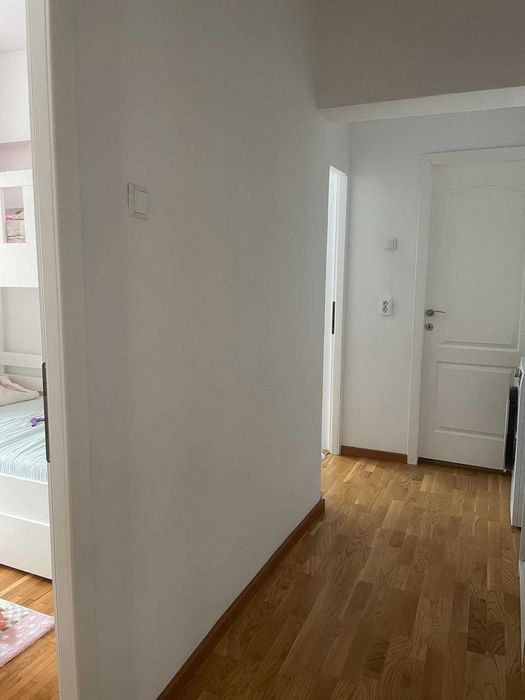 Vanzare 3 camere renovat, 70 mp, Colentina 40 – vizavi de Parcul Plumbuita, tramvai în fata blocului