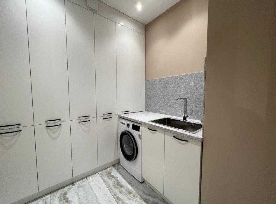 ПЕНТХАУС! ЖК АКАЙ СИТИ! Двухъярусная 5 ком кв-ра в Центре! Дархан