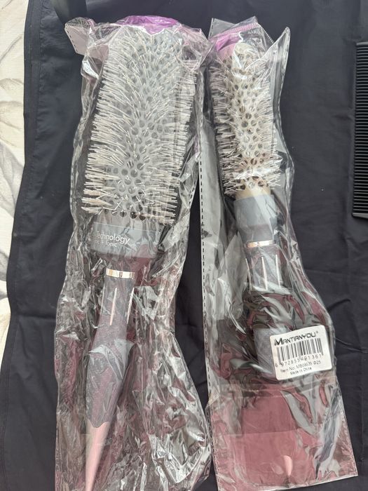 Продам набор для парикмахера брашинги  расчестки