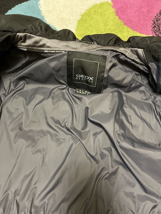 Vând geacă trei sferturi Geox