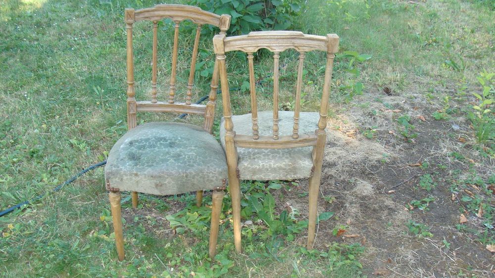 Столове резбовани -масив