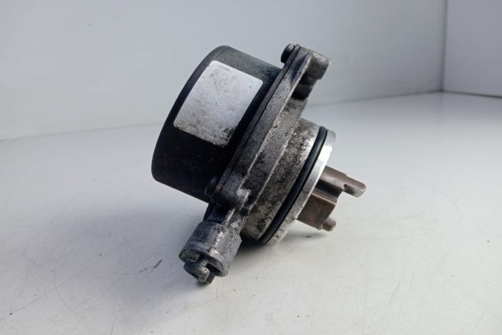 Pompa  vacuum 700437012 BMW Seria 5 E60/E61 seria