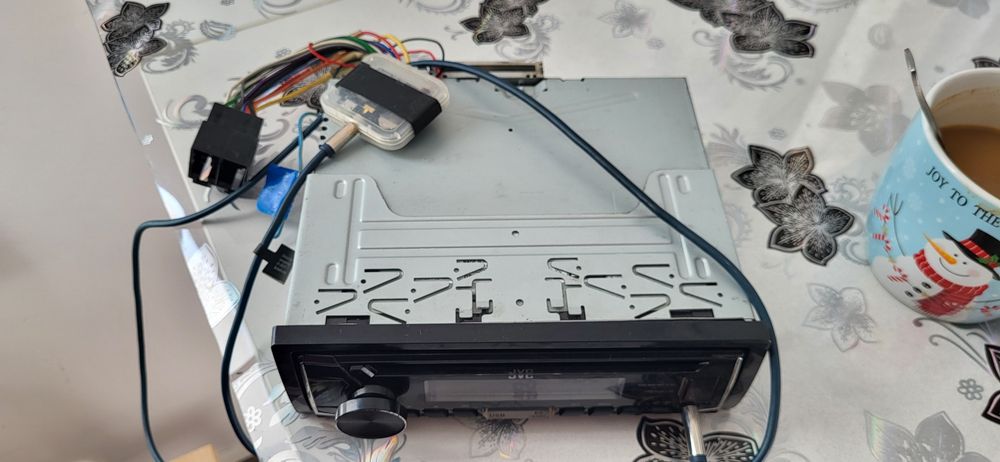 Radio casetofon auto JVC KD-R494