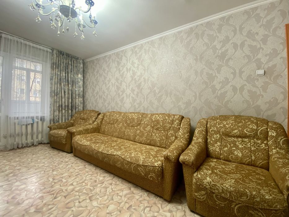 Продам диван тройка