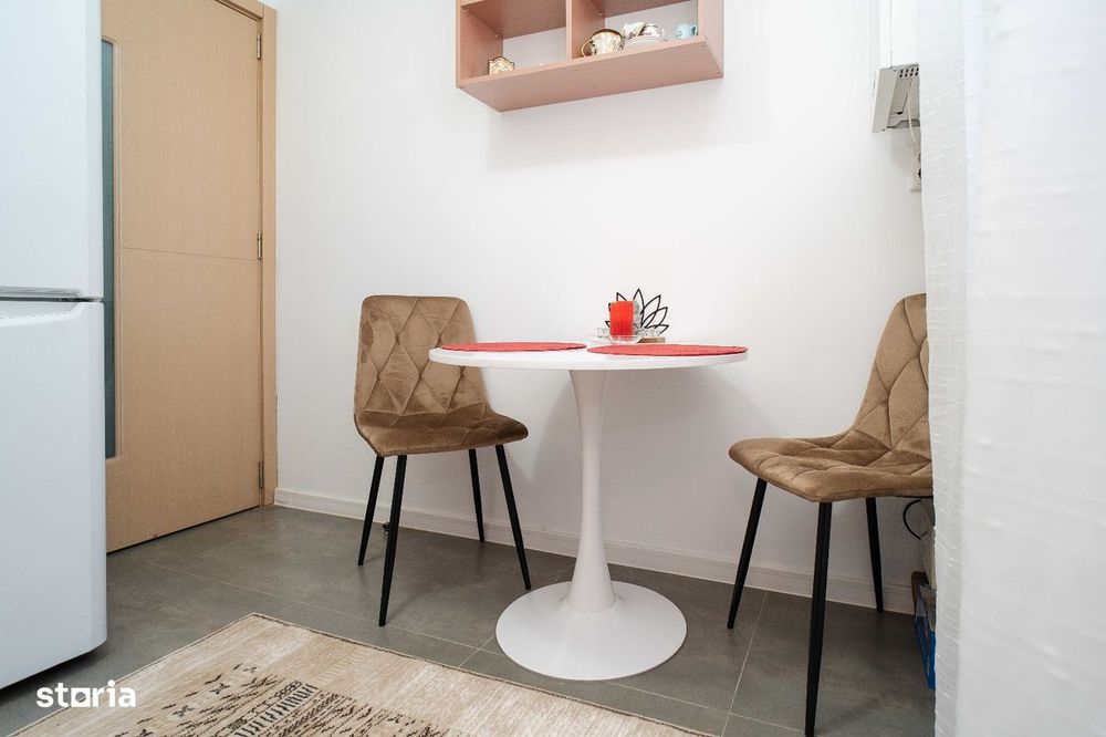 Apartament 1 cameră decomandat, parter inalt, balcon și loc de parcare