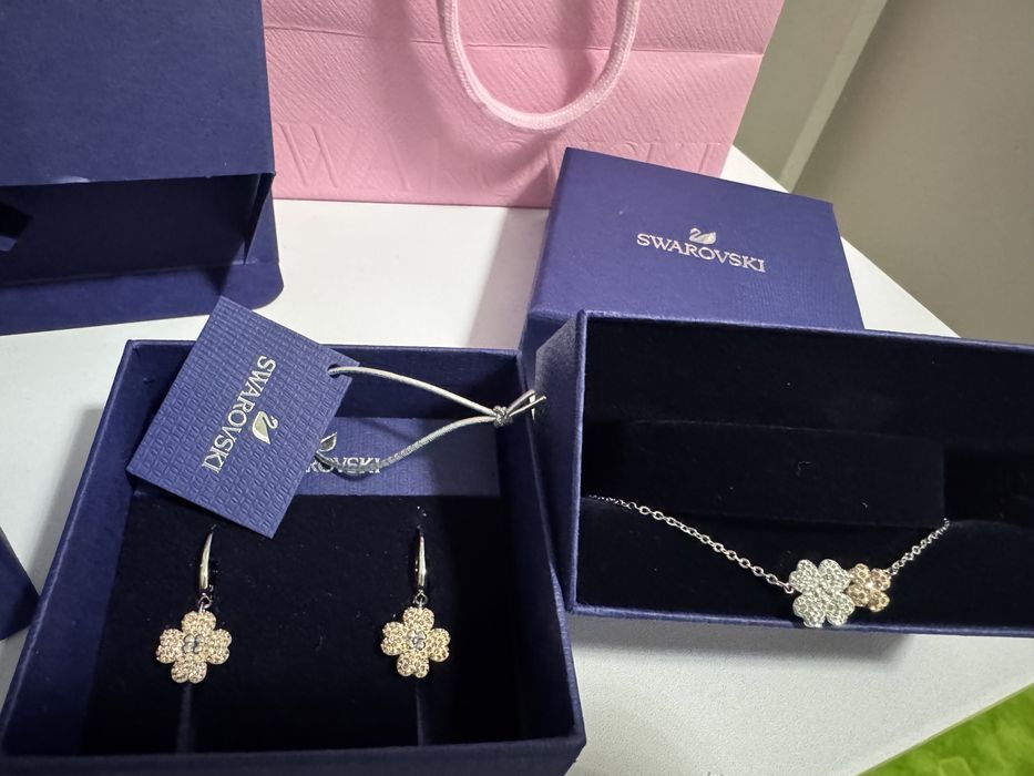 Set superb Swarovski Nou Original