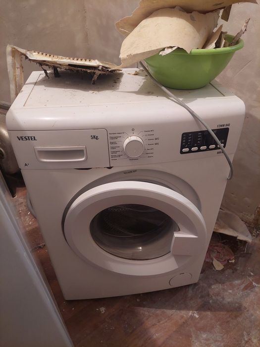 Продаётся стиральная машина