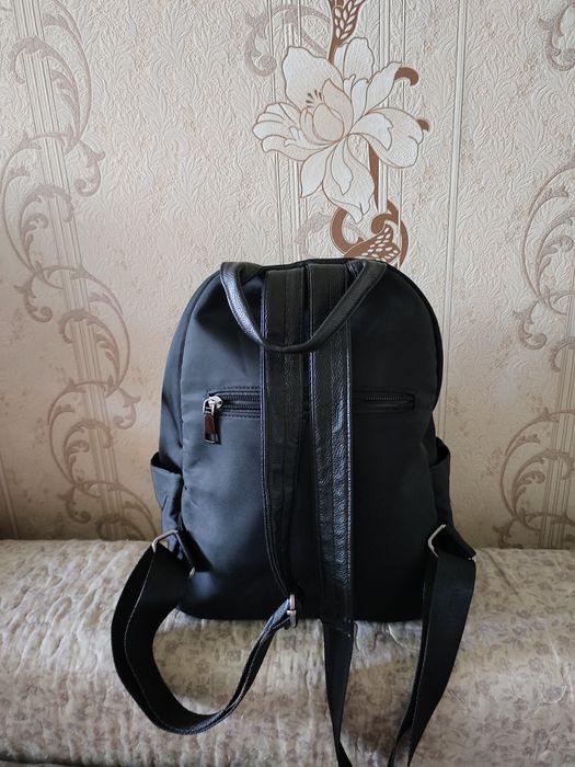 Продам женский рюкзак