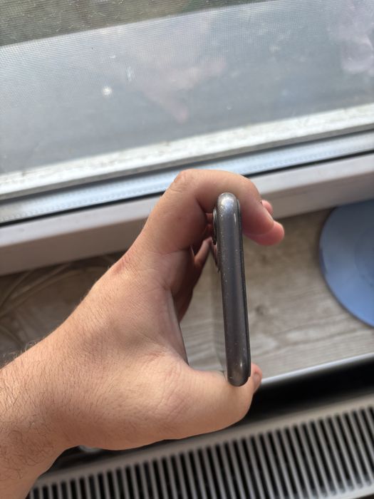Vand Iphone 11 128gb