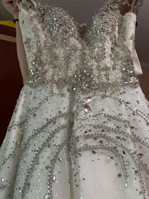 Новое свадебное платье