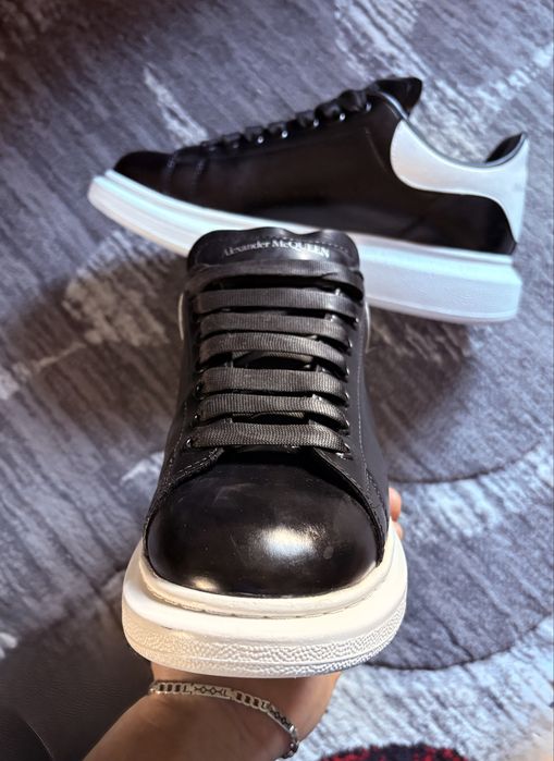 Alexander McQueen black&white