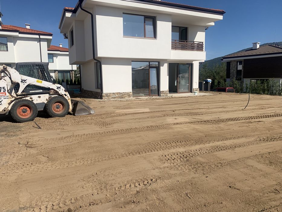 Услуги с Бобкат и Мини Багер Перник