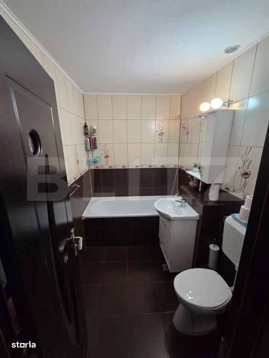 Apartament de vanzare, 3 camere & balcon, Cehu Silvaniei