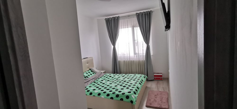 Apartament 3 camere și 2 locuri de parcare