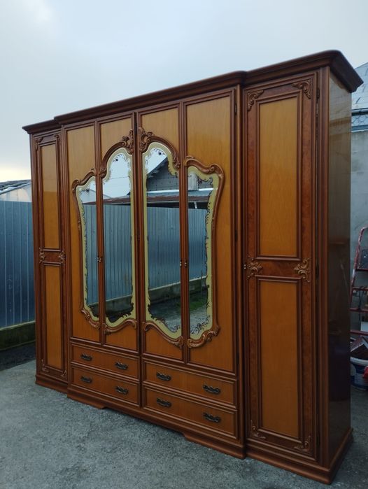 Dormitor din lemn masiv NUC