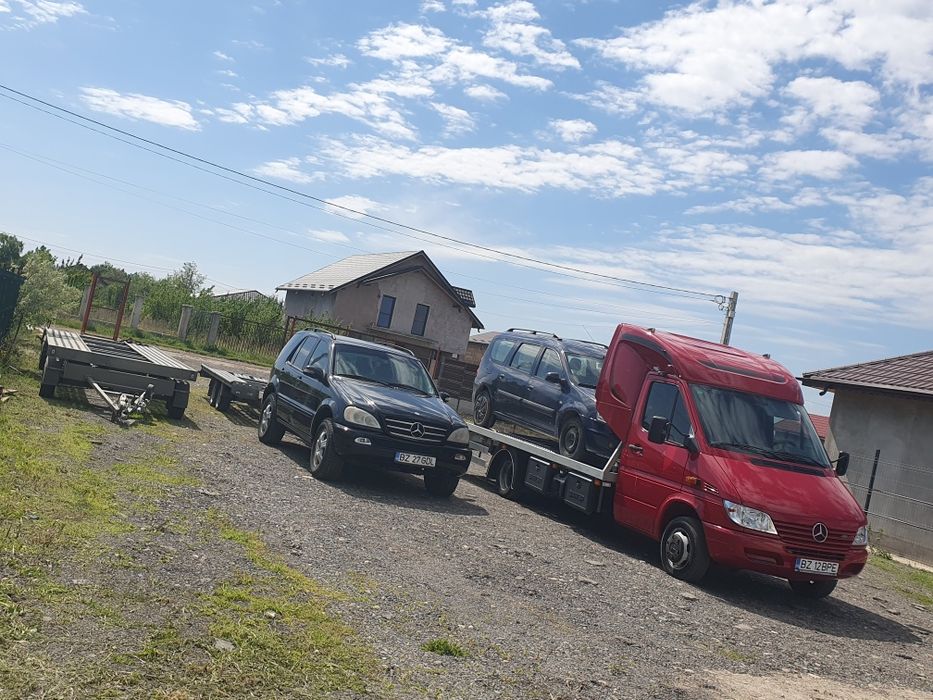 Tractari//Transport auto platforma