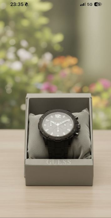 Стилен GUESS Chronograph – Мат Черно и Сиво