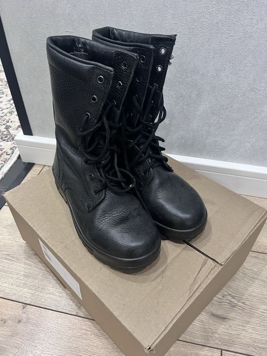 Продам берцы 36-37 размера