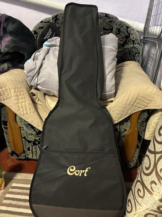 Гитара Gort AD810