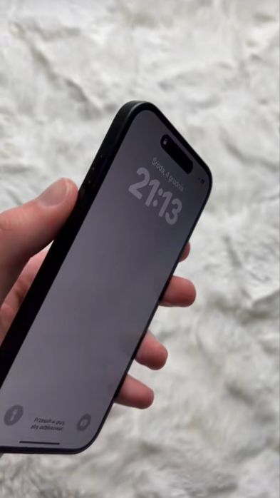 iPhone 15.