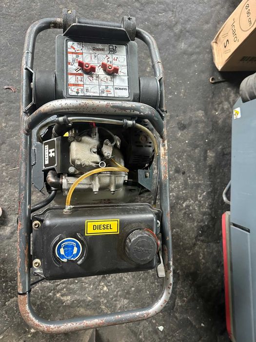 Дизелови Трамбовки Пачи крак BOMAG BT 80 D и Wacker Neuson DS 70