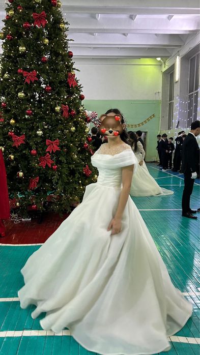 Свадебное платье , Белое платье