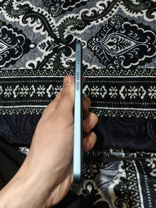 Oppo A57 s 4/64 holati idial