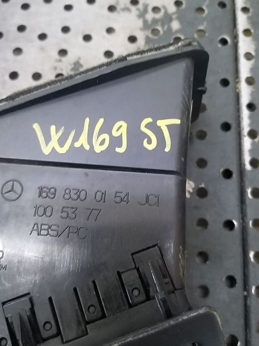 Grila ventilatie bord stanga mercedes a class w169 1698300154