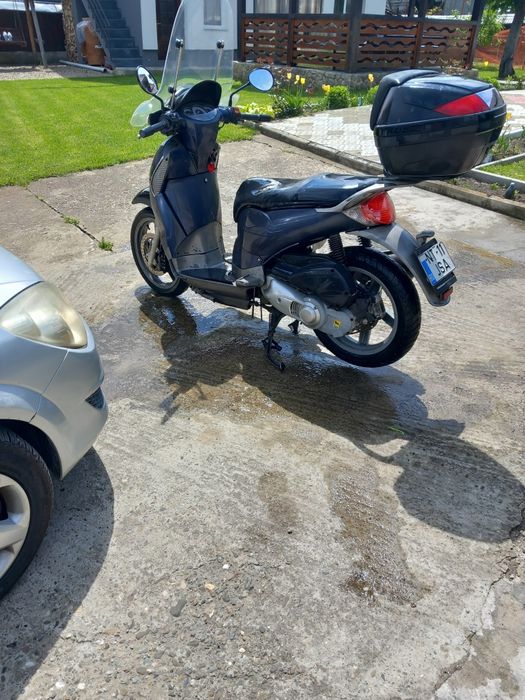 Aprilia Scarabeo 200