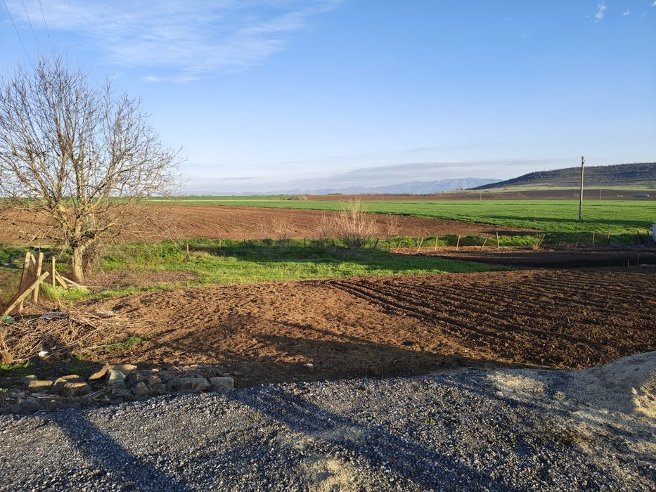 1 дка в село Кабиле обл Ямбол