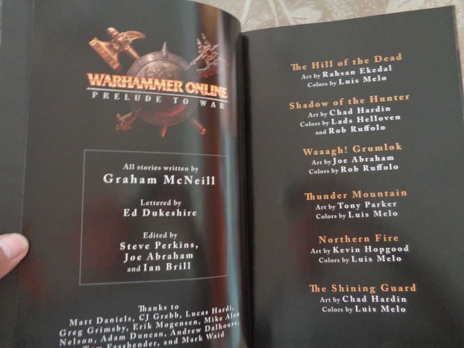 Продавам- Warhammer Online:Prelude to War .The Art of Warhammer Online