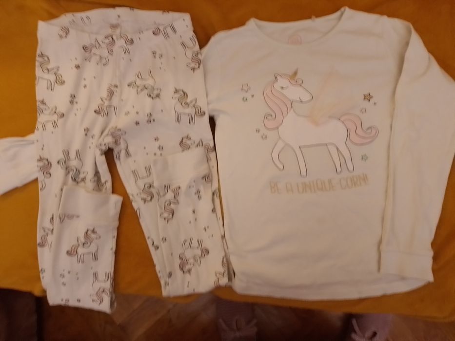 Pijama unicorn 140 cm