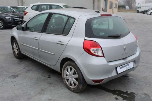 НА ЧАСТИ! Renault Clio 1.2 16V 2012 г. Климатик Рено Клио
