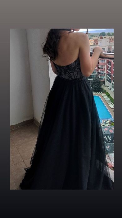 Абитуриентска рокля