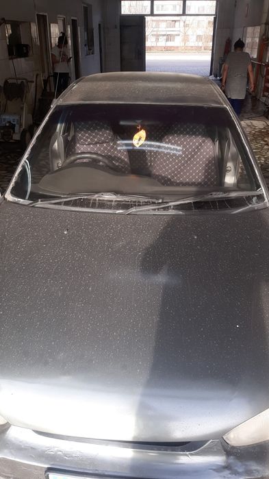 Продам машину мицубиси срочно