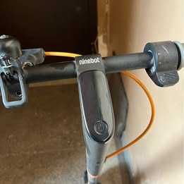 Електрическа Тротинетка Ninebot Kickscooter F40E