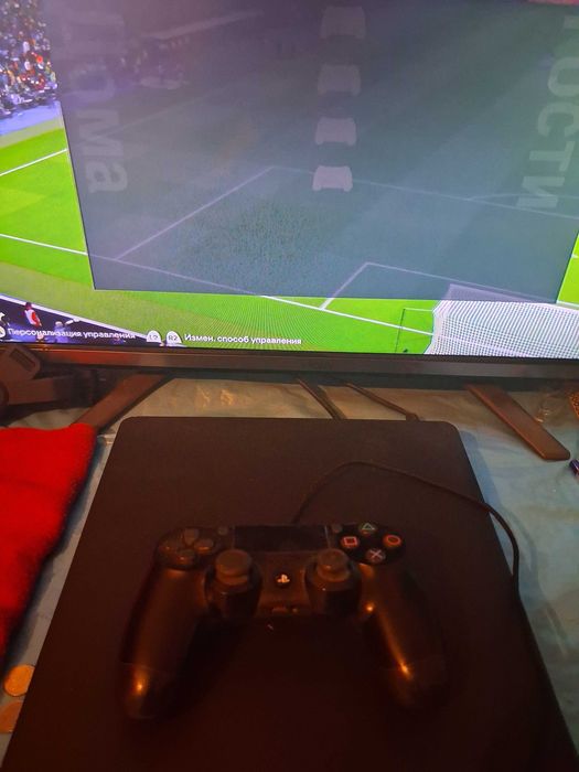 Продам плестейшн 4