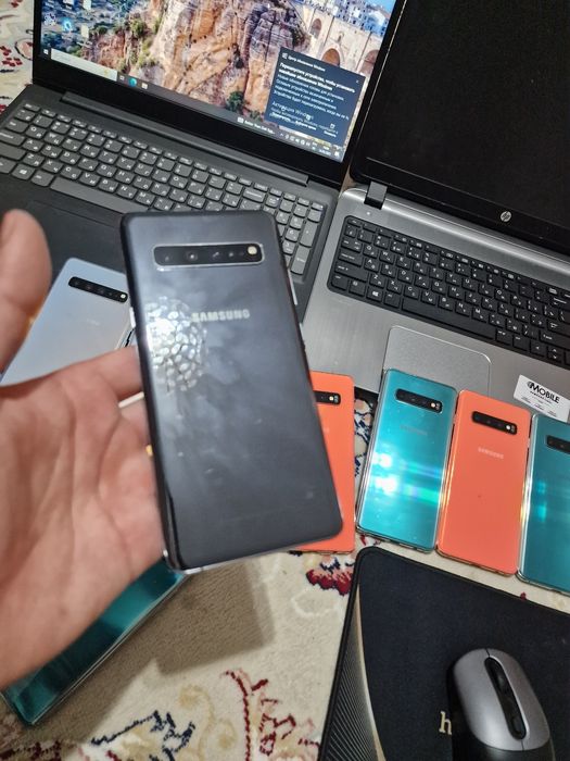 Самсунг с10 11версия