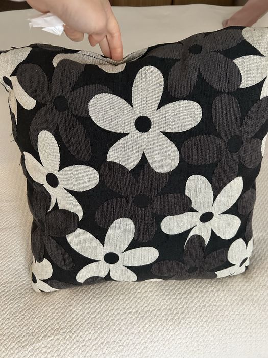 Perne decor alb/negru 4buc