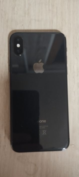 Продам iphone x.
