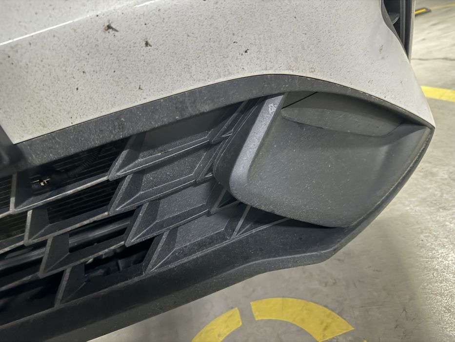 Бампер черная накладка Kia Cerato