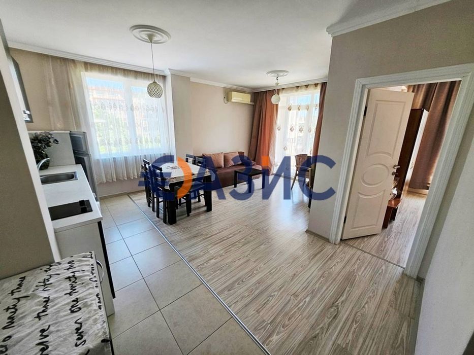 Двустаен апартамент в комплекс Персани 2, 61 кв.м., Слънчев бряг,