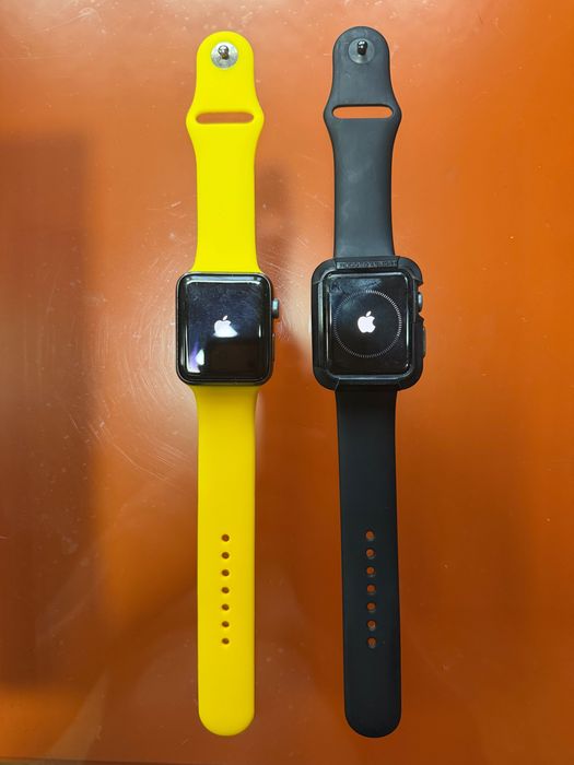Продам 2 пары APPL Watch series 3 + Nike и обычные series  3