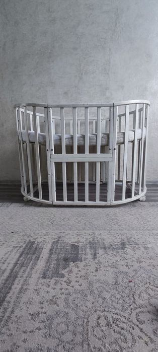 Продам манеж в хорошем состояний б/у