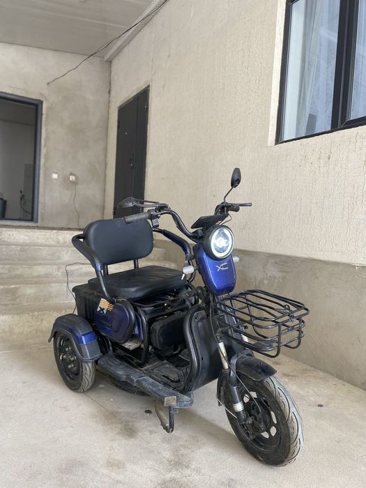 трицикл почти новый