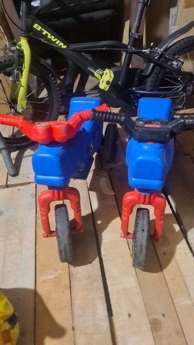 Triciclete de plastic pentru copii