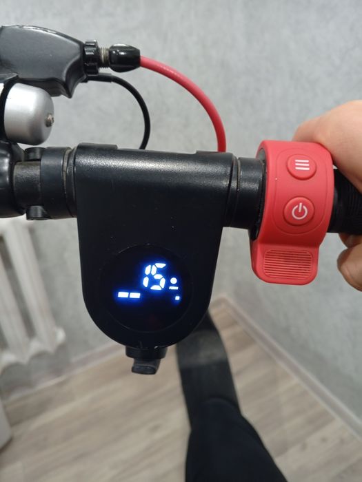 Продается электро самокат (описание)