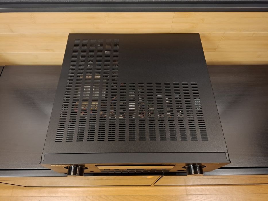 Marantz SR8000 5.1 Surround усилвател / ресивър
