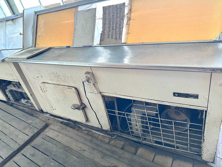 Холодильник витрина 2 та бор