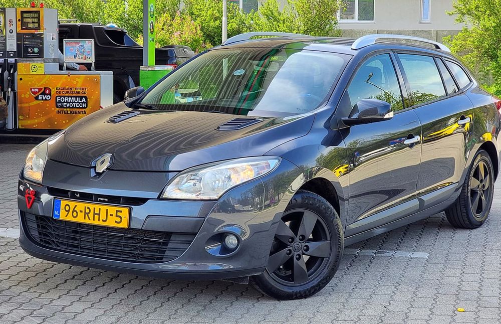 Parc Auto Renault Megane 3/ Recent Adus